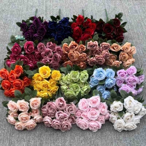 Artificial roses with 10 blooms