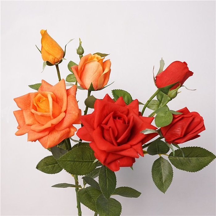 High-quality imitation rose spray