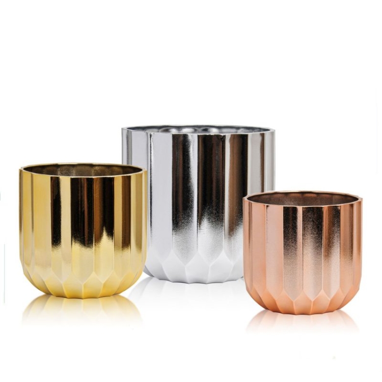 Electroplated cylindrical plastic plant pot