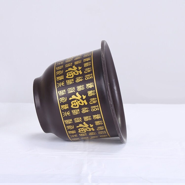 Plastic flower pots with printed patterns