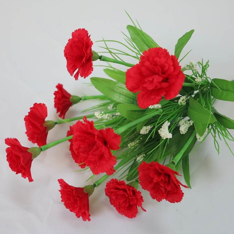 Artificial carnation spray
