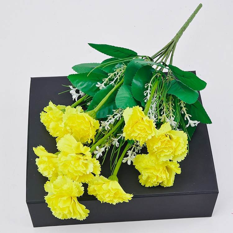 Artificial carnation spray