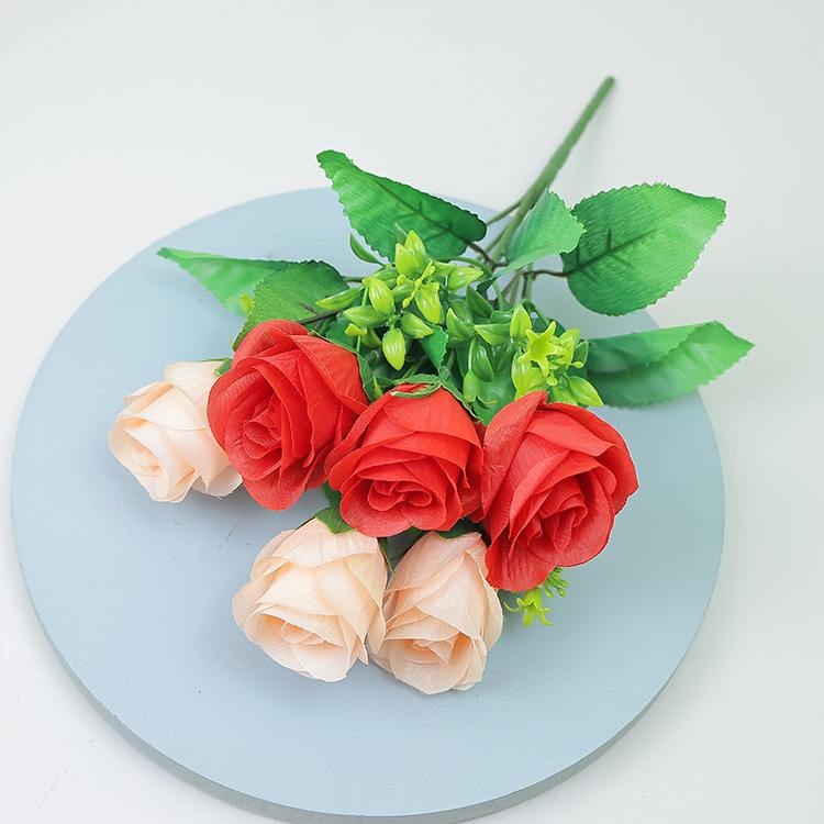 Artificial roses spray