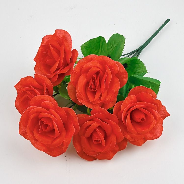 Artificial roses spray with 6 blooms