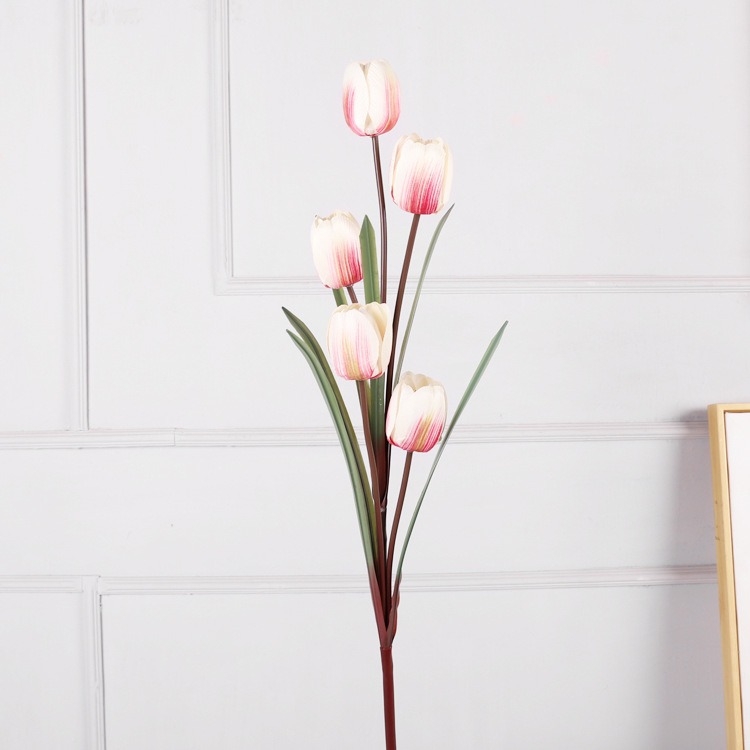 Artificial  five-headed tulip