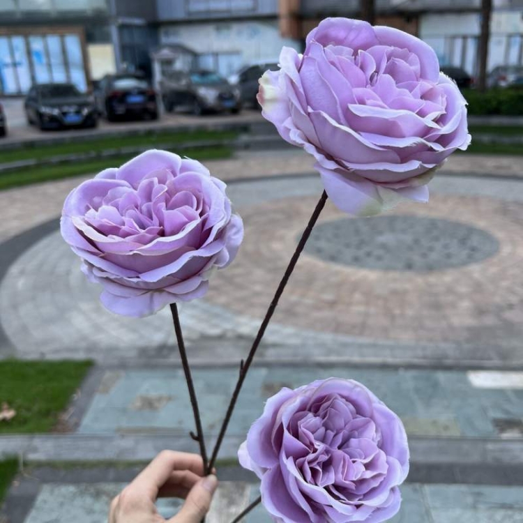 Austin artificial rose with three blooms