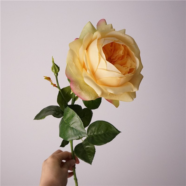 Highly realistic soft-touch rose