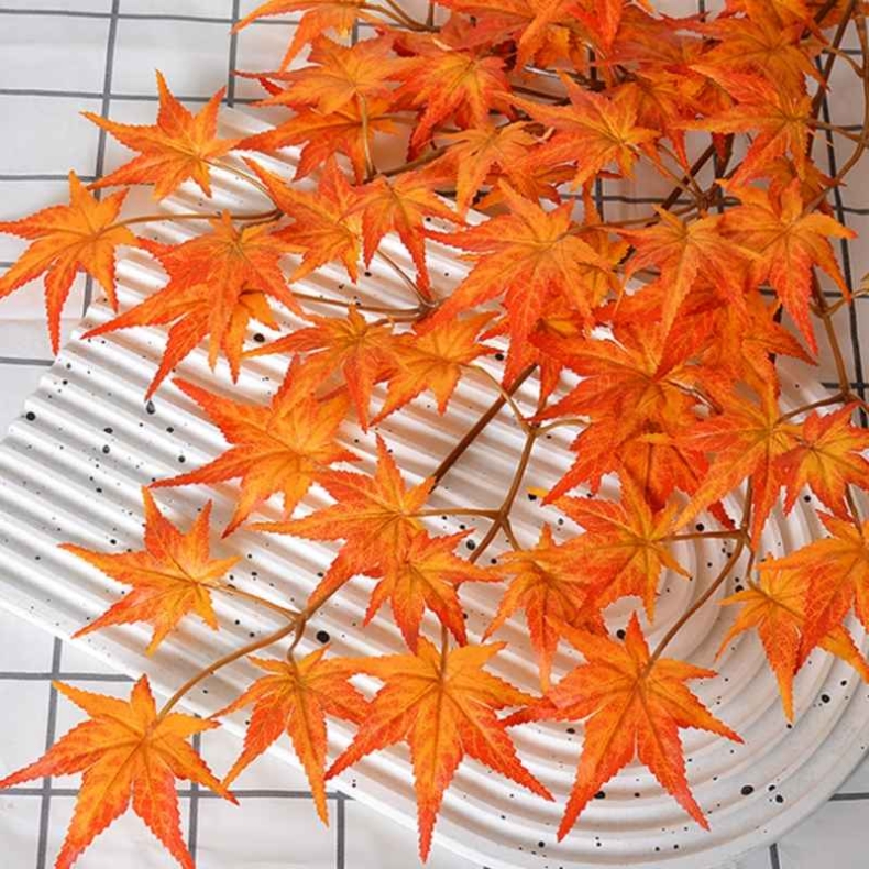 Artificial  maple leaves