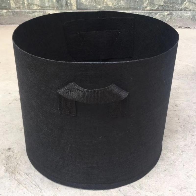 Black non-woven planting bags with two handles