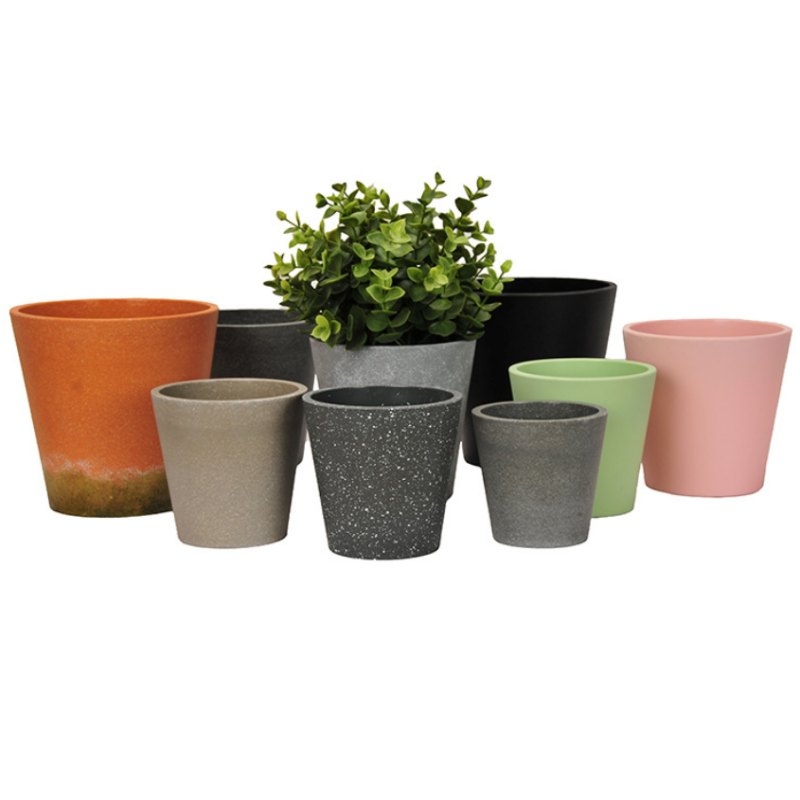Plastic flower pots without hole