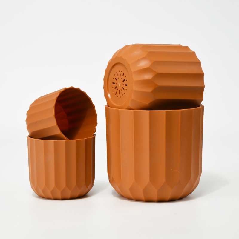 Straight striped plastic flower pot