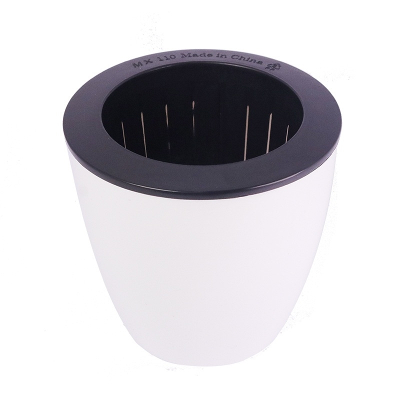Plastic flower pot with absorbent cotton rope