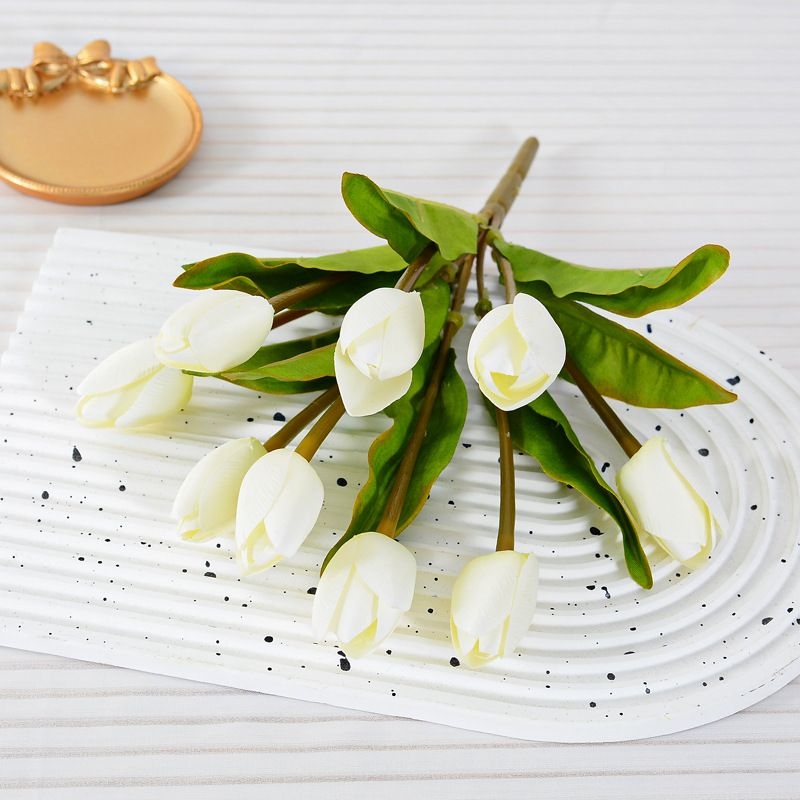 Artificial  tulip bunch