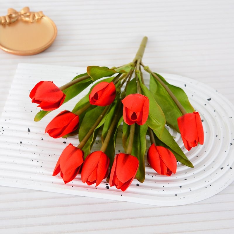 Artificial  tulip bunch