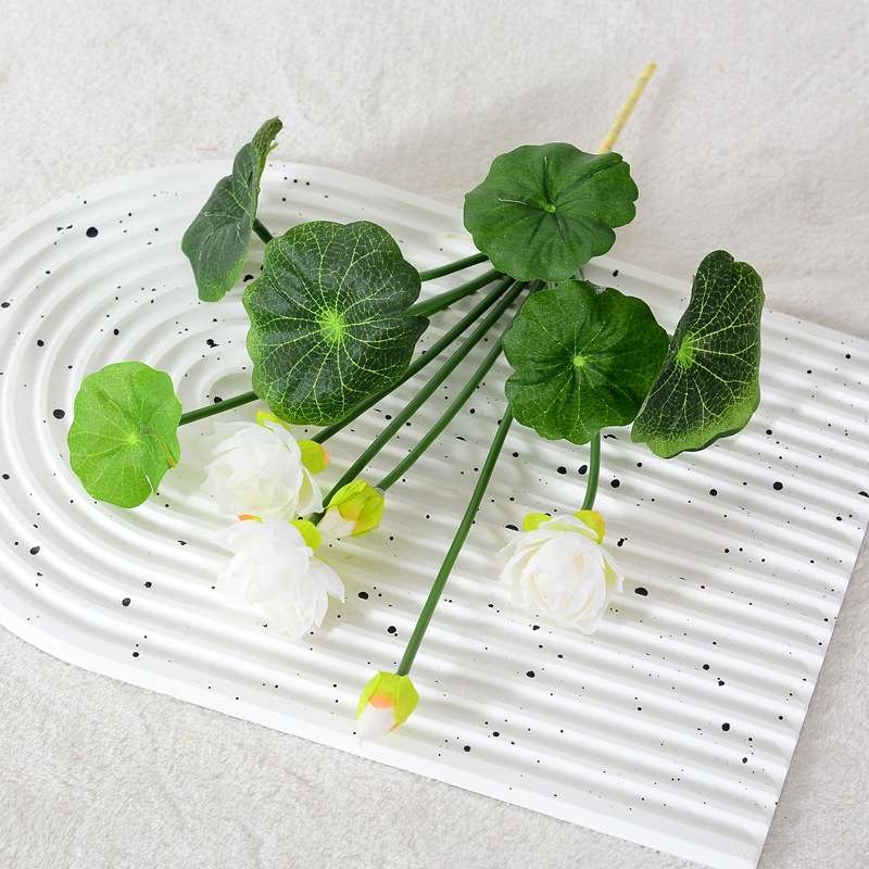 Artificial Lotus Bouquet – 3 Blooms & 2 Buds