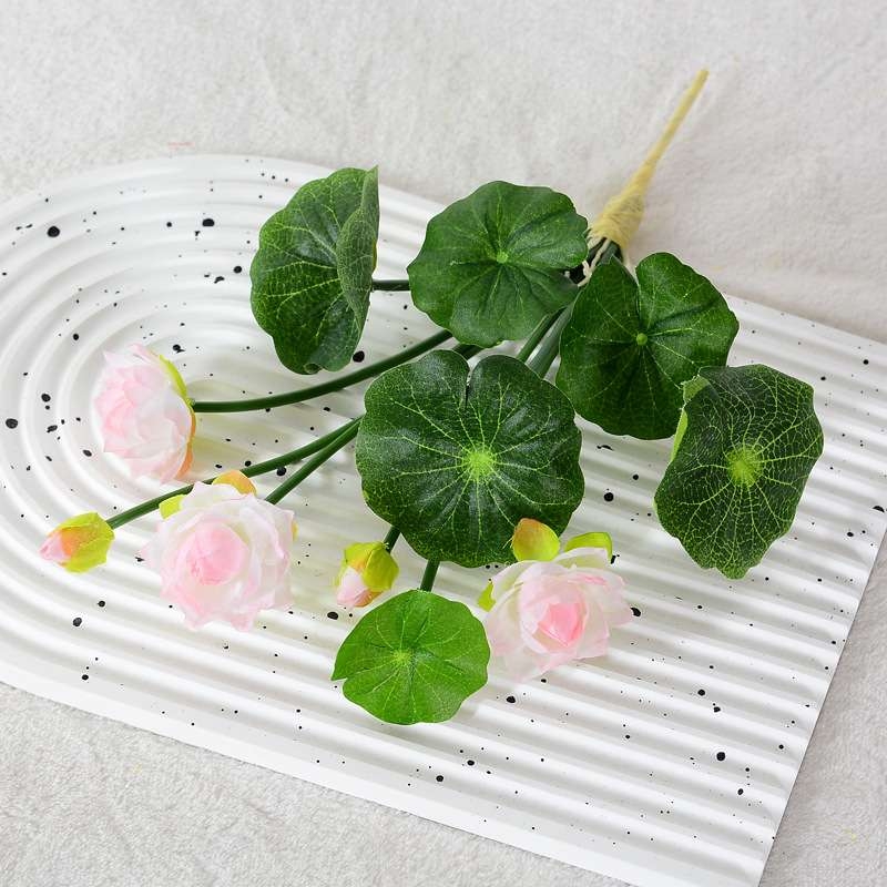 Artificial Lotus Bouquet – 3 Blooms & 2 Buds