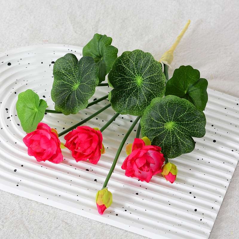Artificial Lotus Bouquet – 3 Blooms & 2 Buds