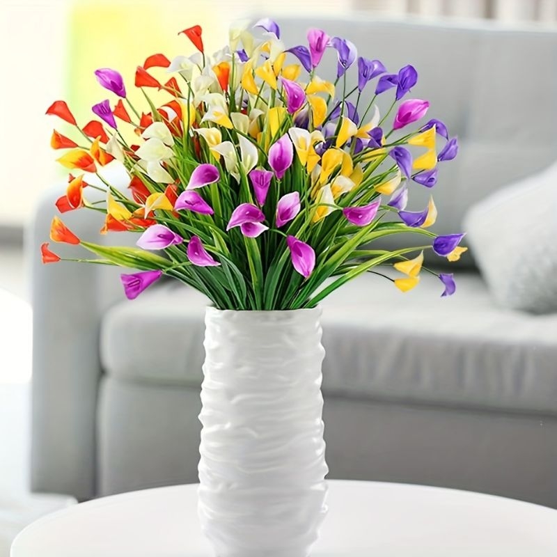 Artificial calla lilies