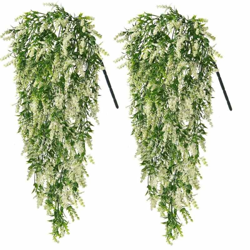 Artificial lavender in the shape of vines