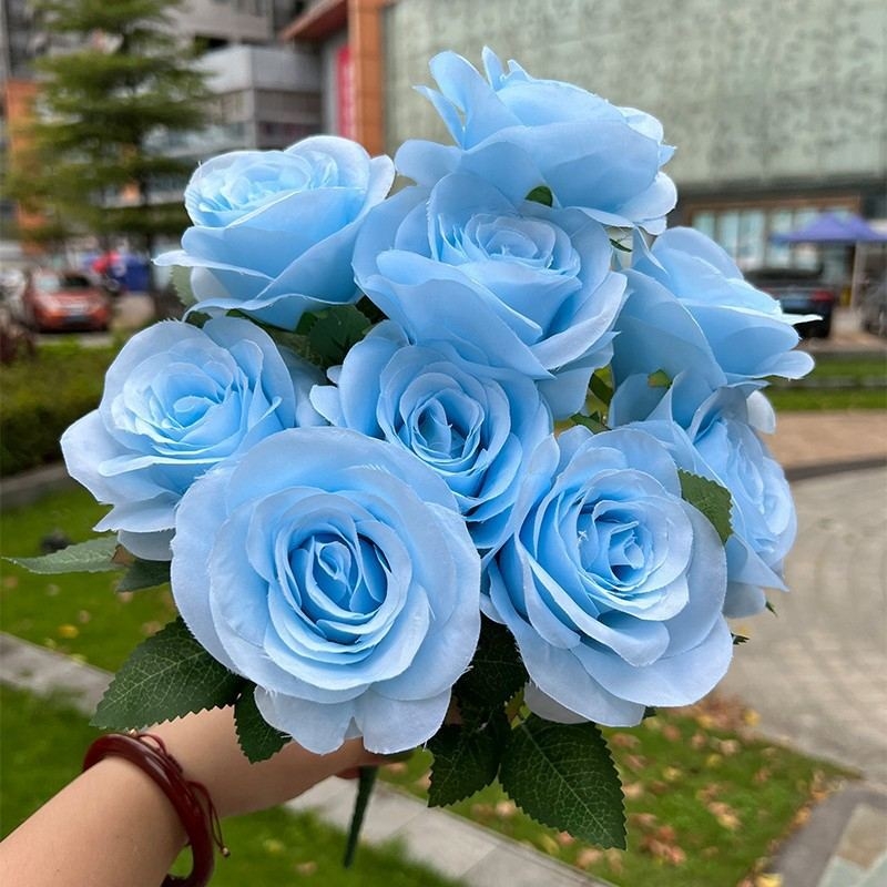 Artificial roses in various colors with nine blooms