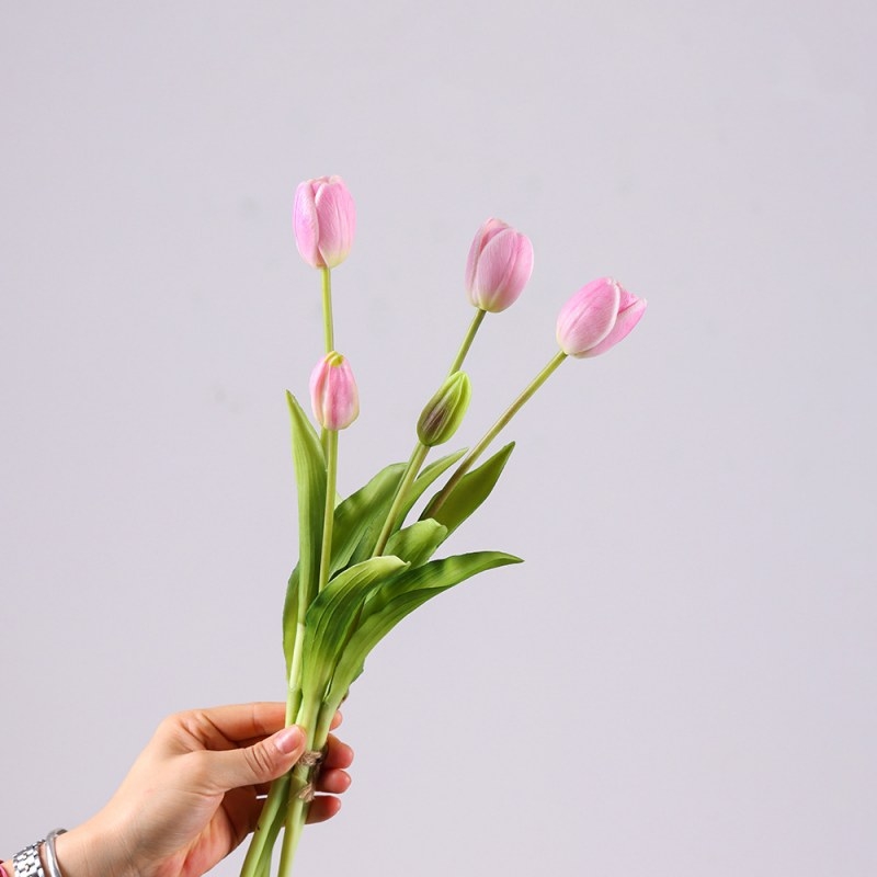 Artificial tulip bunch