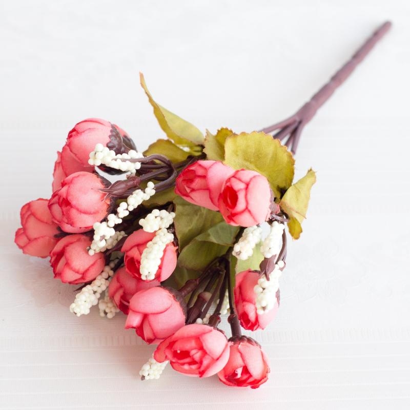Artificial rosebuds Spray