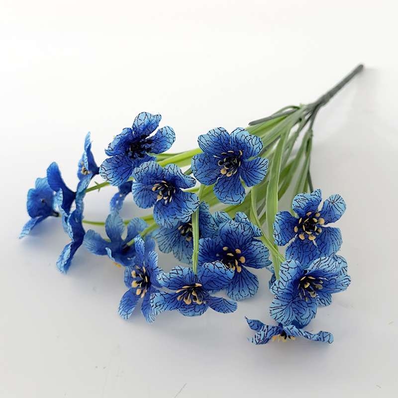 Violet-type artificial flower
