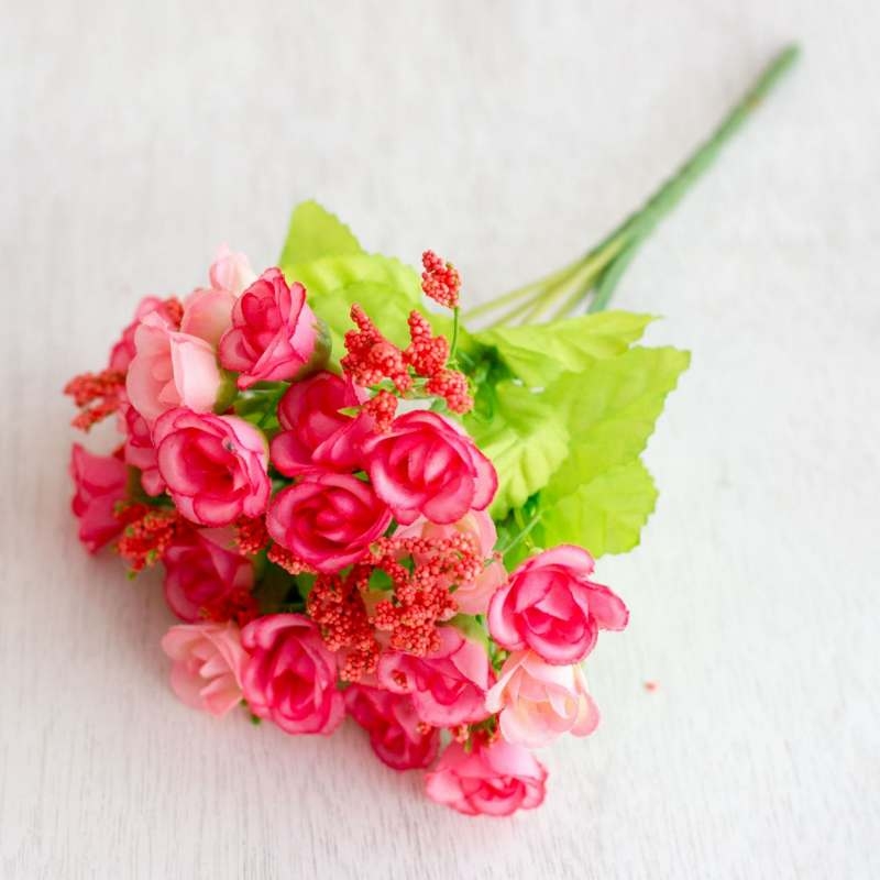 Wholesale of various Faux rose spray