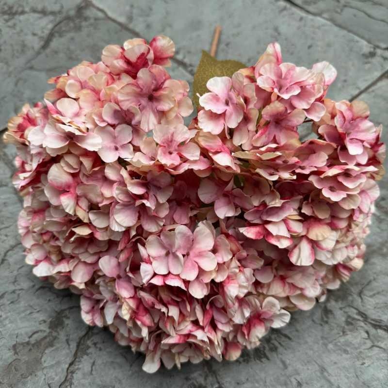 Artificial hydrangea with 5 bloom