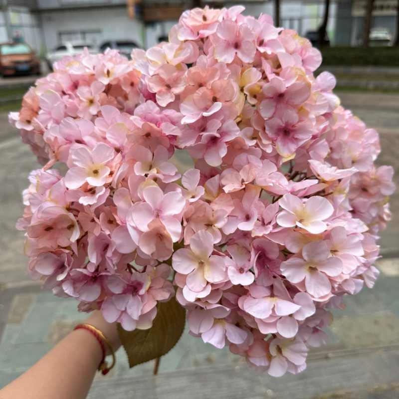 Artificial hydrangea with 5 bloom
