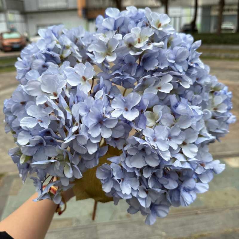 Artificial hydrangea with 5 bloom