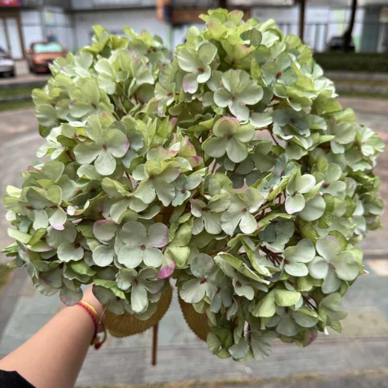 Artificial hydrangea with 5 bloom