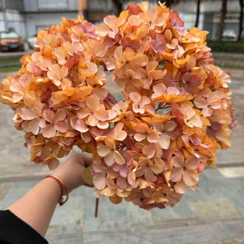 Artificial hydrangea with 5 bloom