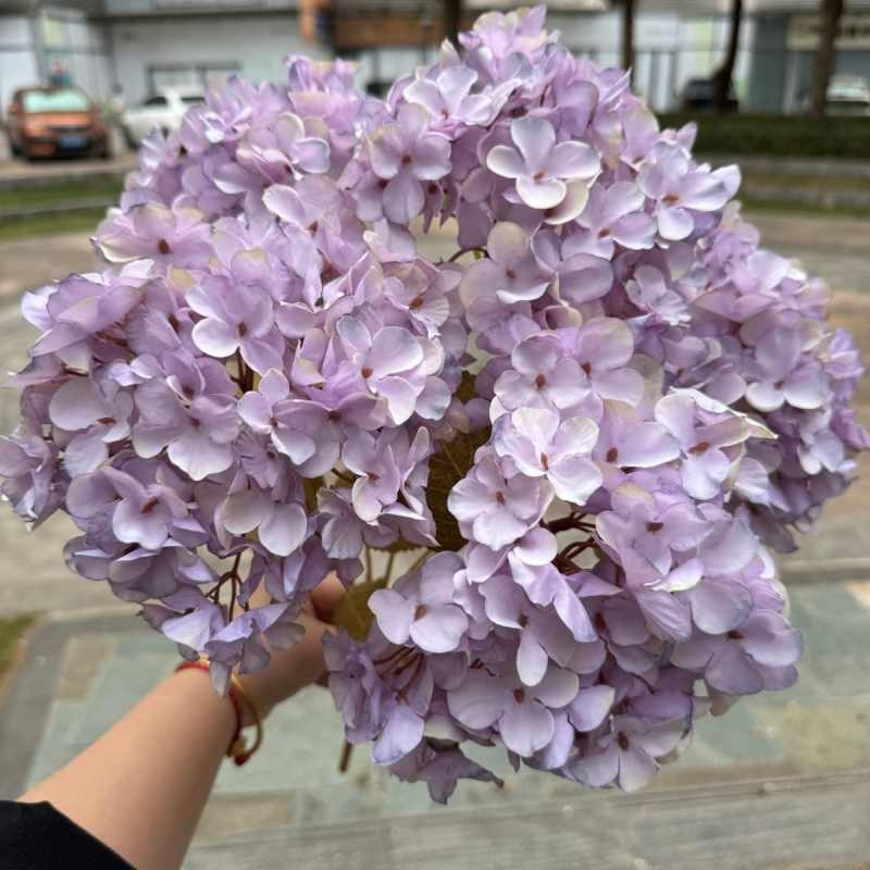 Artificial hydrangea with 5 bloom