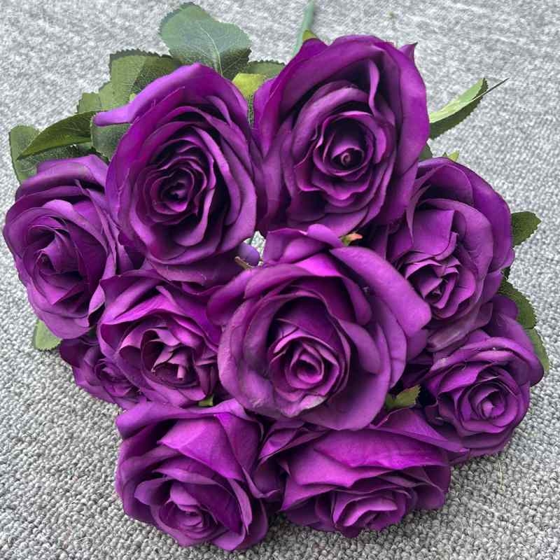 Artificial roses with 10 blooms