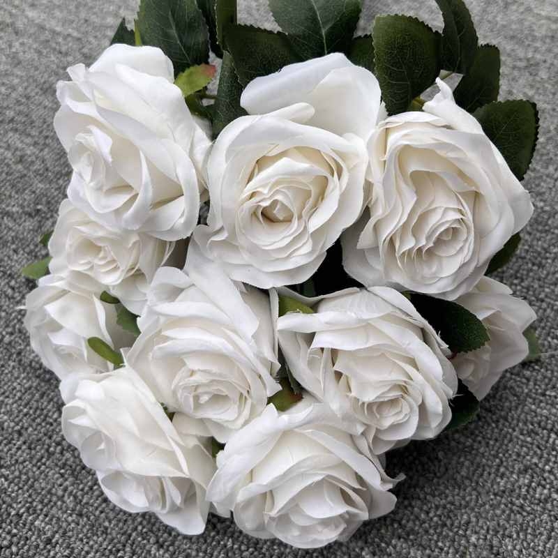 Artificial roses with 10 blooms