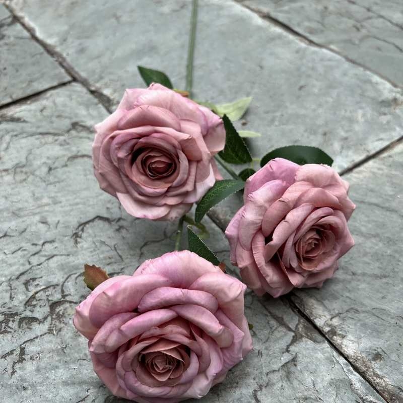 Artificial roses with three blooms and curled edges