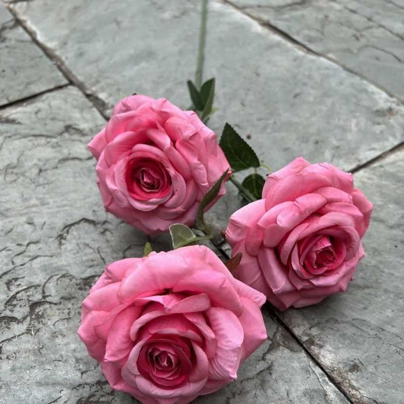 Artificial roses with three blooms and curled edges