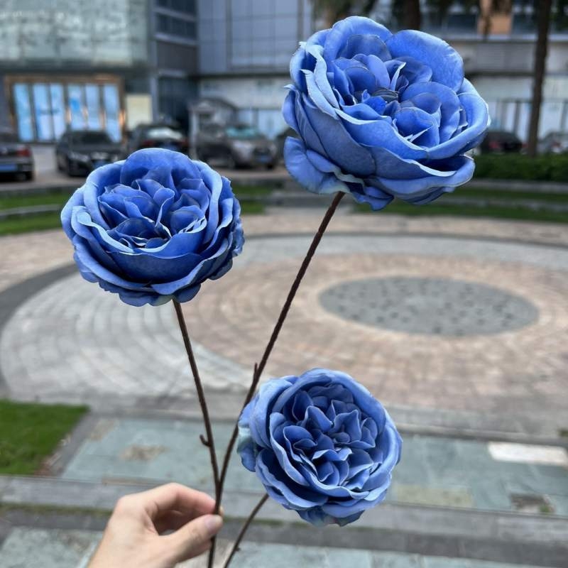 Austin artificial rose with three blooms