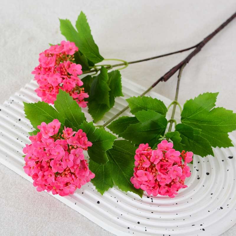 Three-Bloom Fabric Artificial Hydrangea Spray – 72cm