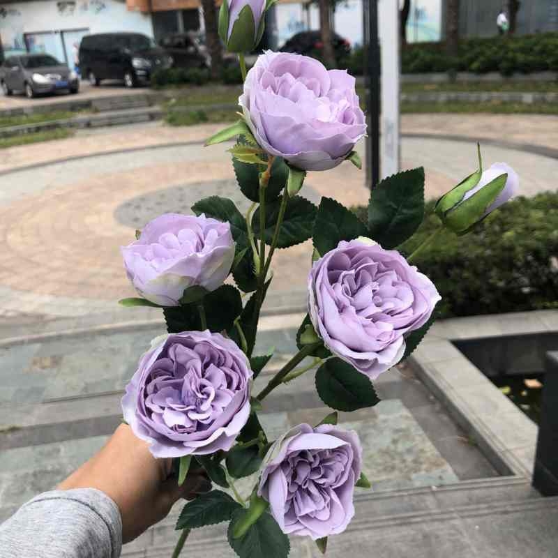 Artificial roses with seven blooms