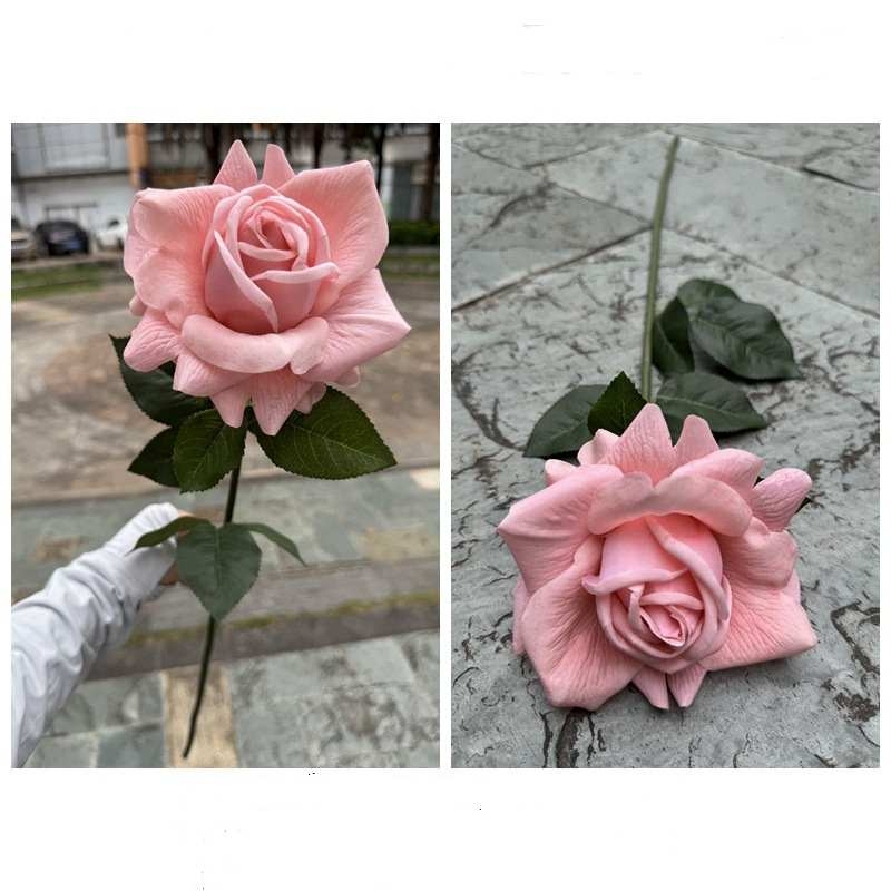 Soft-touch rose with curled edge