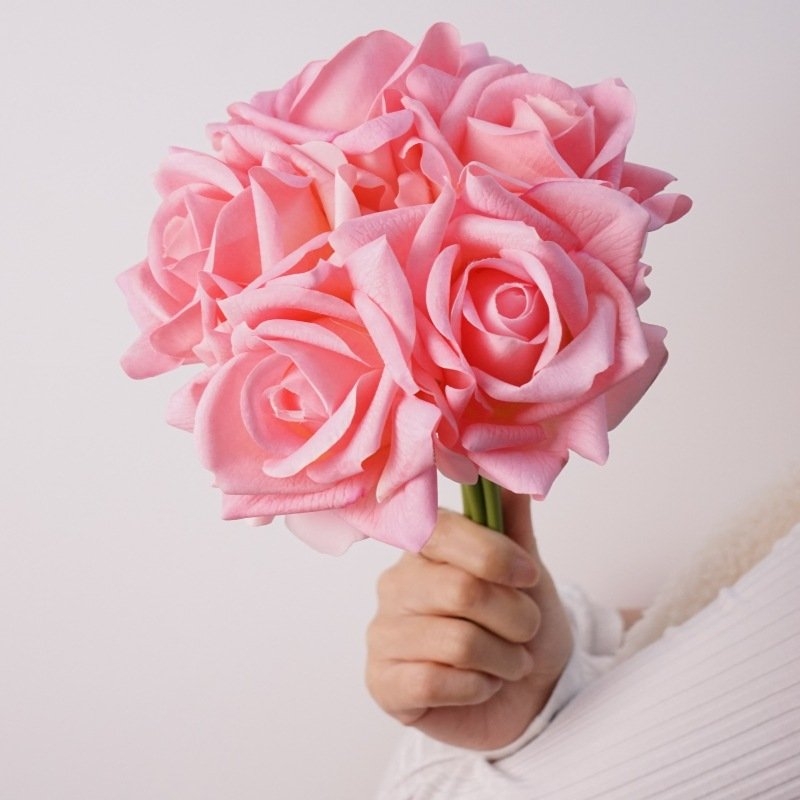 Wholesale Artificial Curled-Edge Rose Bouquet –25cm  5 Blooms