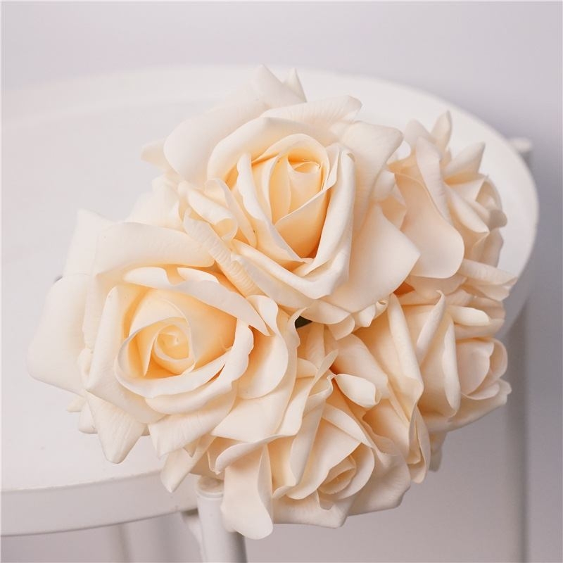 Wholesale Artificial Curled-Edge Rose Bouquet –25cm  5 Blooms