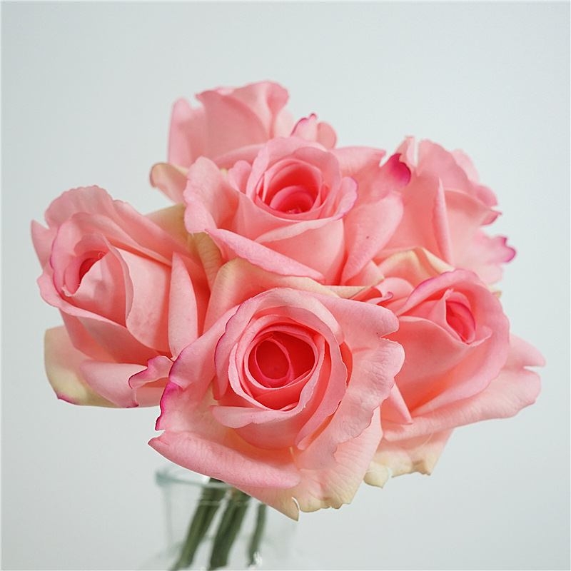 A bunch artificial rose with 6 stem