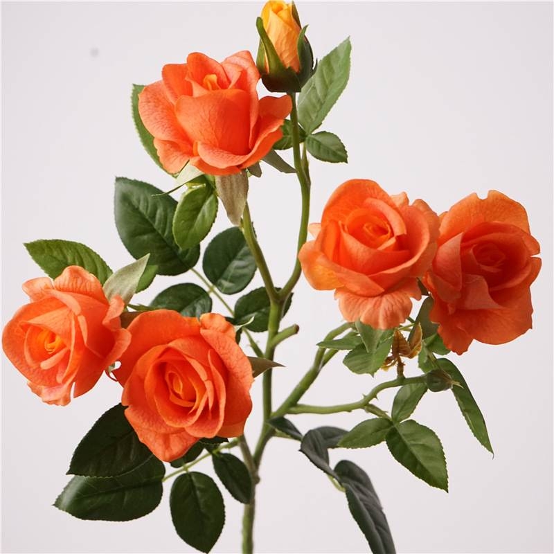 High-simulation rose spray