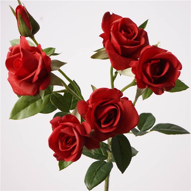 High-simulation rose spray