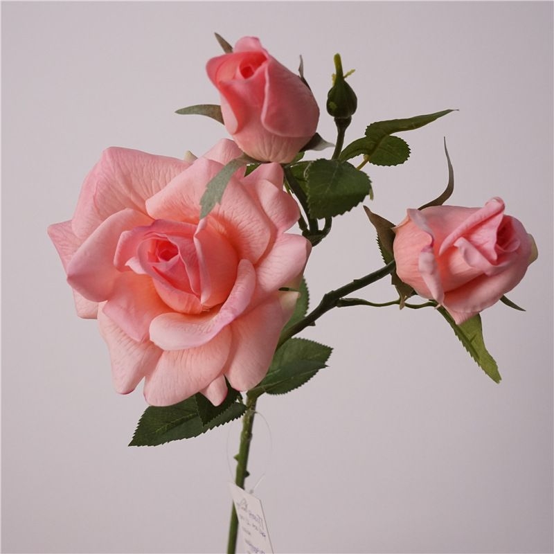 High-quality imitation rose spray