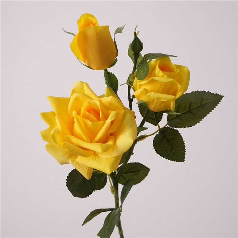 High-quality imitation rose spray