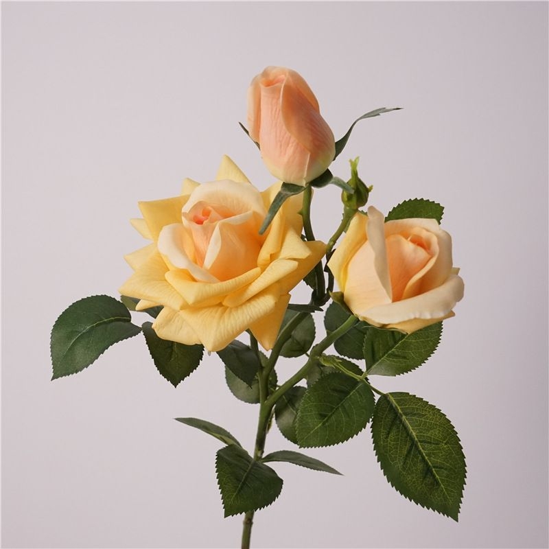 High-quality imitation rose spray